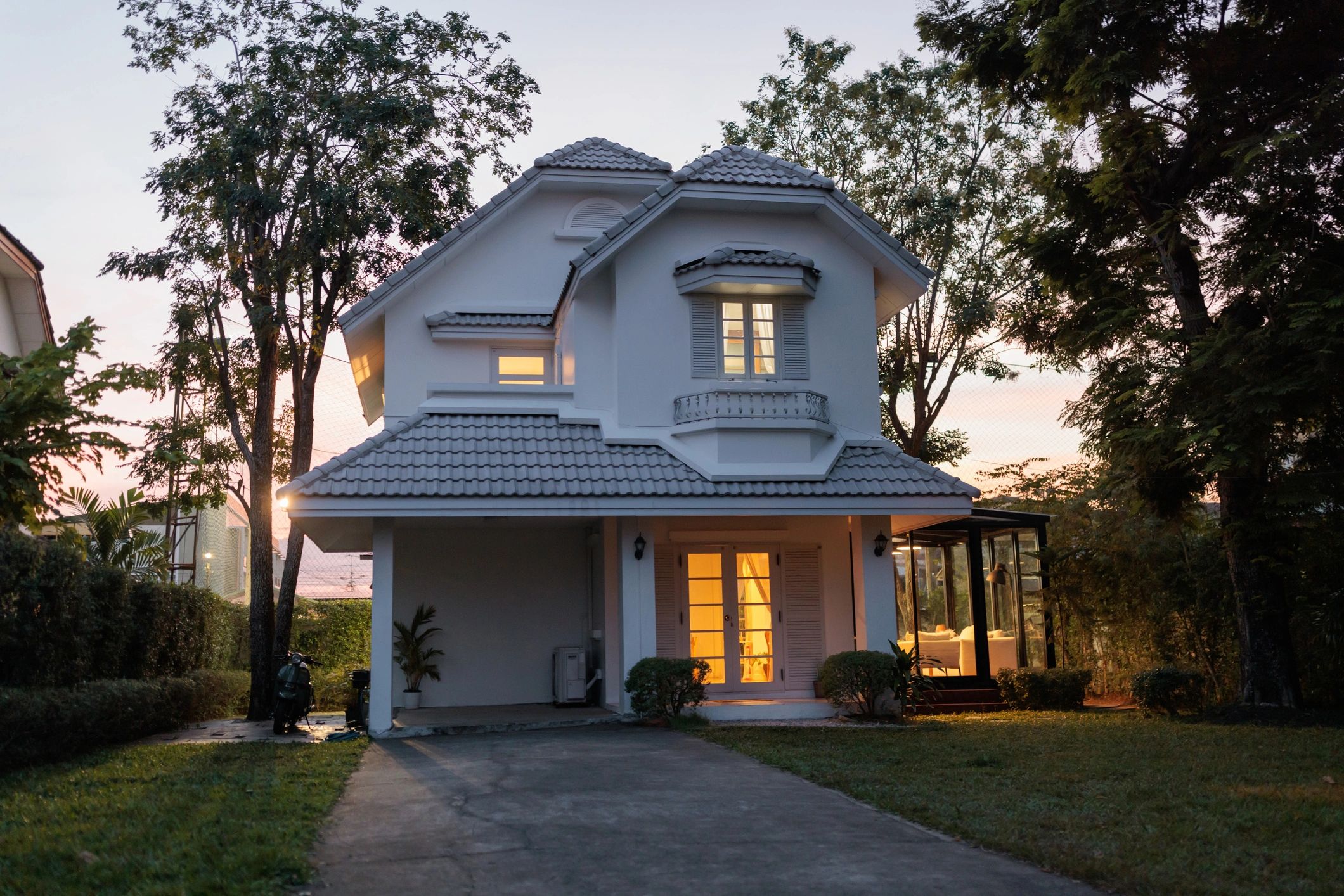 Modern windows and doors installation